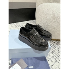 Prada Low Shoes